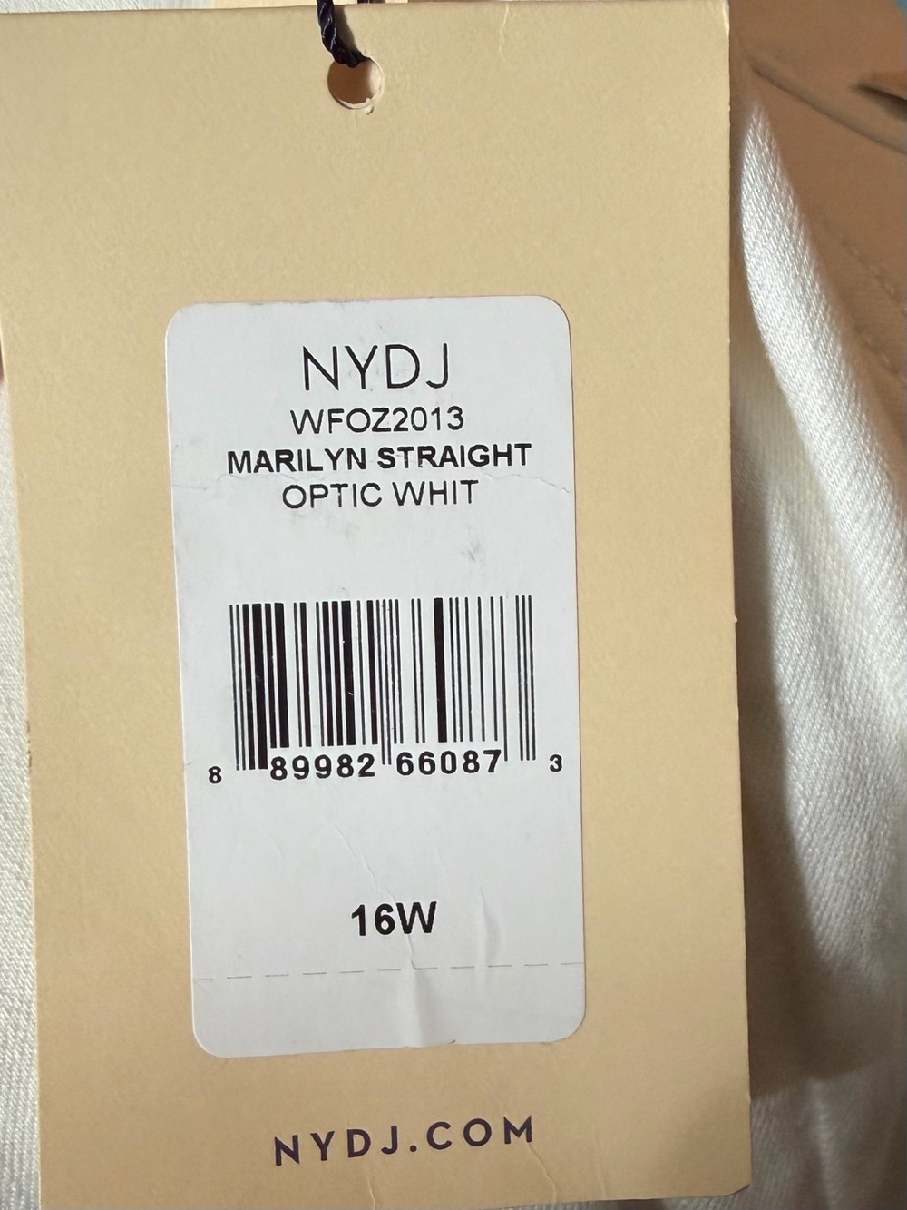 NWT NYDJ MARILYN STRAIGHT JEANS OPTIC WHITE SIZE 16W (32” Inseam 11.5” Rise) - Picture 3 of 3